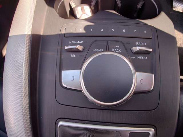 アウディ Ａ５　スポーツバック ４５ ＴＦＳＩ クワトロ スポーツ ４ＷＤ H30年 (中国) 99