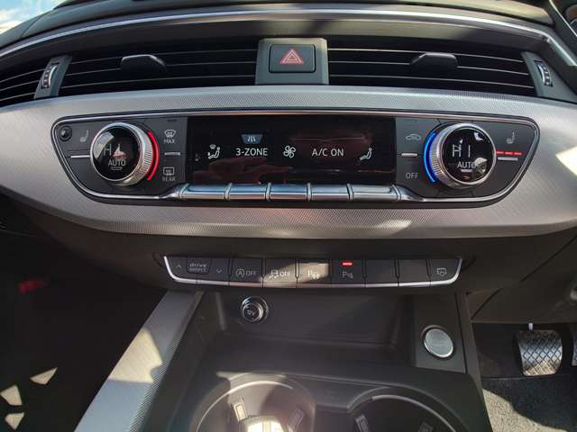 アウディ Ａ５　スポーツバック ４５ ＴＦＳＩ クワトロ スポーツ ４ＷＤ H30年 (中国) 99