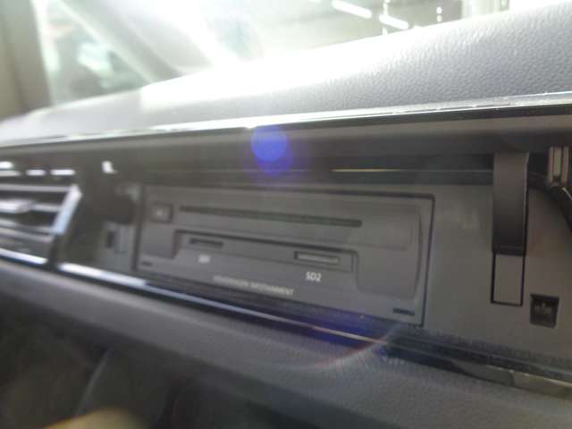 フォルクスワーゲン ゴルフトゥーラン ＴＳＩ　ハイライン H28年 (中国) 99