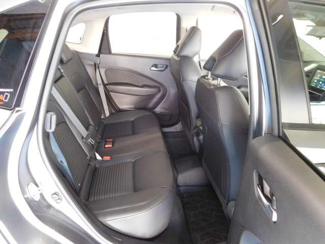 日産 ノートオーラ １．２ Ｇ レザーエディション R6年 (九州・沖縄) 99