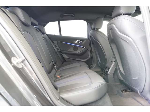 ＢＭＷ １シリーズ １１８Ｄ Ｍスポーツ エディション ジョイ プラス ディーゼルターボ R3年 (近畿) 99