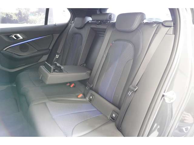 ＢＭＷ １シリーズ １１８Ｄ Ｍスポーツ エディション ジョイ プラス ディーゼルターボ R3年 (近畿) 99