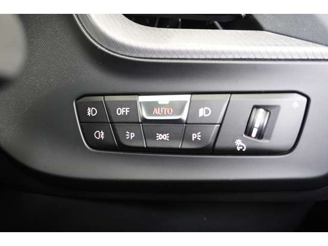 ＢＭＷ １シリーズ １１８Ｄ Ｍスポーツ エディション ジョイ プラス ディーゼルターボ R3年 (近畿) 99