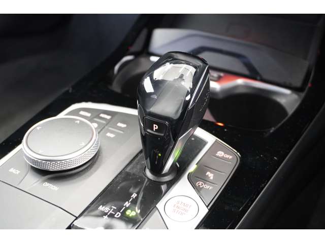 ＢＭＷ １シリーズ １１８Ｄ Ｍスポーツ エディション ジョイ プラス ディーゼルターボ R3年 (近畿) 99