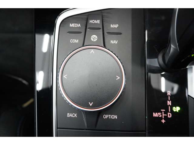 ＢＭＷ １シリーズ １１８Ｄ Ｍスポーツ エディション ジョイ プラス ディーゼルターボ R3年 (近畿) 99