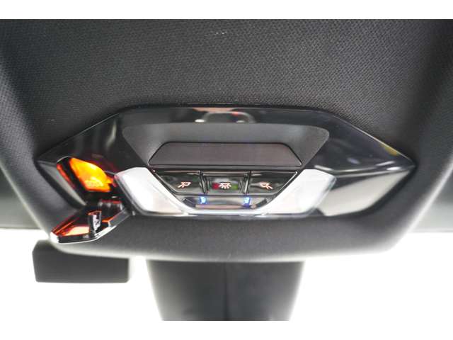 ＢＭＷ １シリーズ １１８Ｄ Ｍスポーツ エディション ジョイ プラス ディーゼルターボ R3年 (近畿) 99