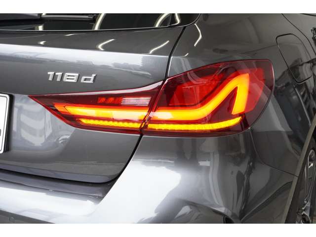 ＢＭＷ １シリーズ １１８Ｄ Ｍスポーツ エディション ジョイ プラス ディーゼルターボ R3年 (近畿) 99