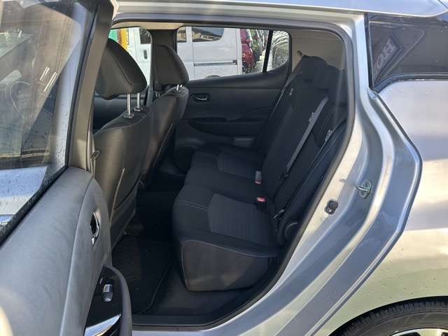 日産 リーフ Ｘ R1年 (東海) 99