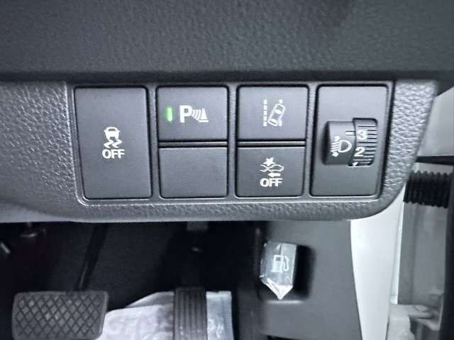 ホンダ Ｎ−ＯＮＥ ６６０ プレミアム ツアラー R5年 (東海) 99