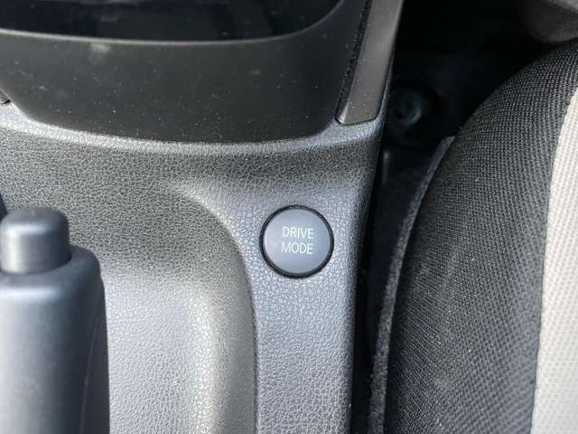 日産 ノート １．２ Ｅ－ＰＯＷＥＲ Ｘ ＦＯＵＲ ４ＷＤ R1年 (東北) 99