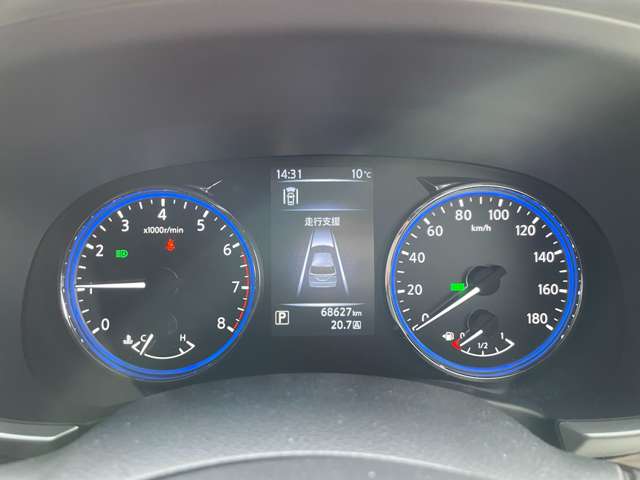 日産 エルグランド ２．５ ２５０ハイウェイスターＳ アーバンクロム ４ＷＤ R1年 (東北) 99