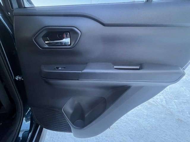 トヨタ ライズ １．０ Ｚ ４ＷＤ R2年 (北海道) 99