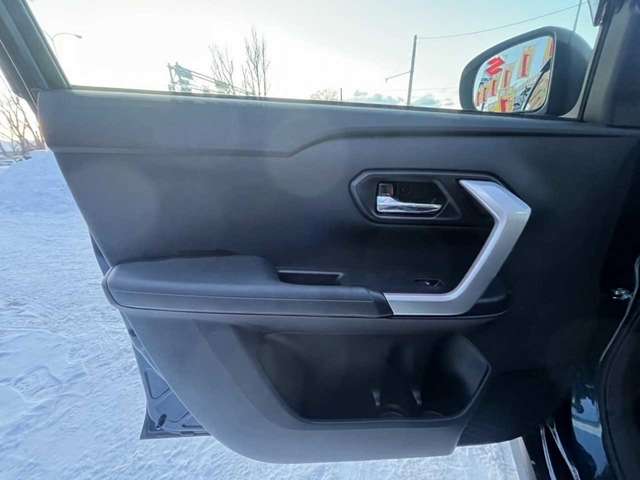 トヨタ ライズ １．０ Ｚ ４ＷＤ R2年 (北海道) 99