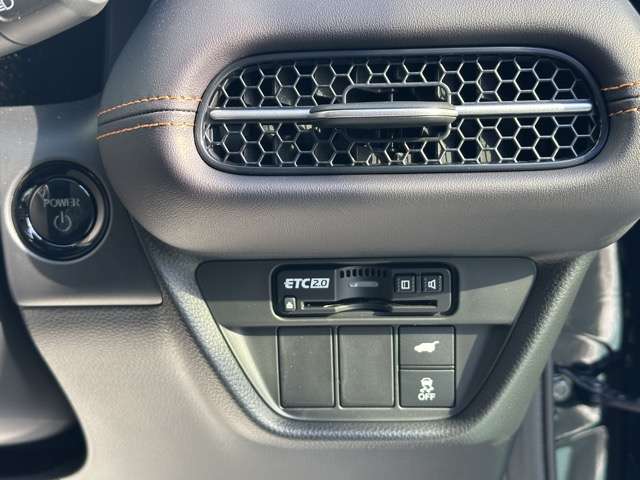 ホンダ ＺＲ－Ｖ ２．０ Ｅ：ＨＥＶ Ｚ R7年 (東海) 99