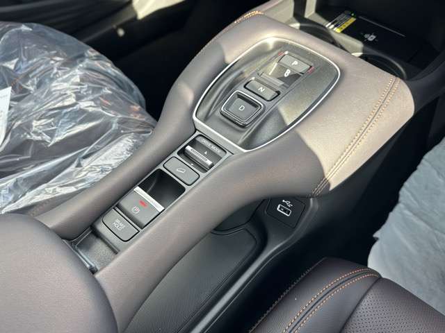 ホンダ ＺＲ－Ｖ ２．０ Ｅ：ＨＥＶ Ｚ R7年 (東海) 99