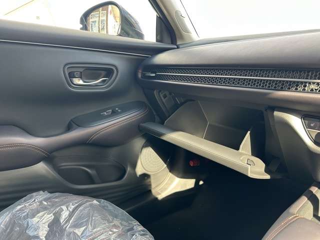 ホンダ ＺＲ－Ｖ ２．０ Ｅ：ＨＥＶ Ｚ R7年 (東海) 99