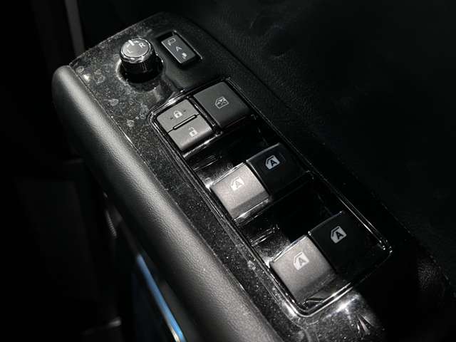 トヨタ ヴェルファイア ２．５ Ｚ Ｇエディション R1年 (関東) 99