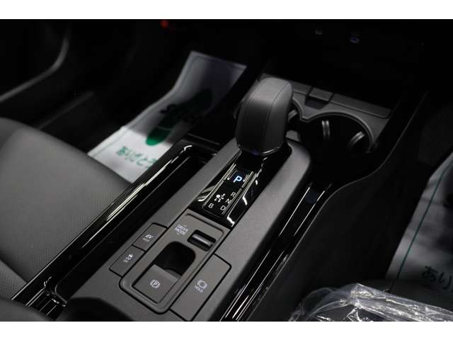 トヨタ プリウス ２．０ Ｚ R6年 (東海) 99