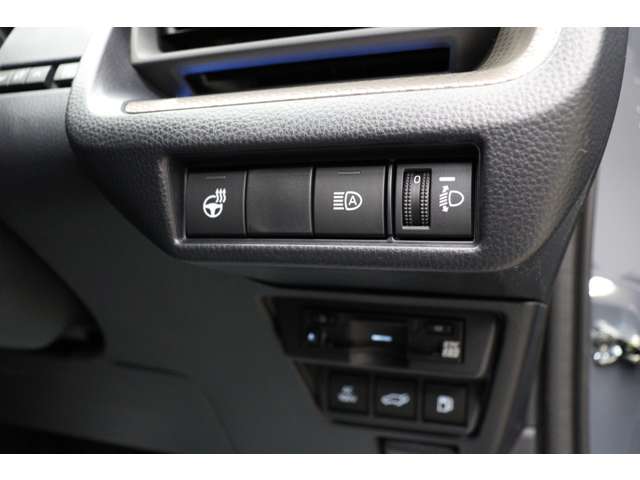 トヨタ プリウス ２．０ Ｚ R6年 (東海) 99