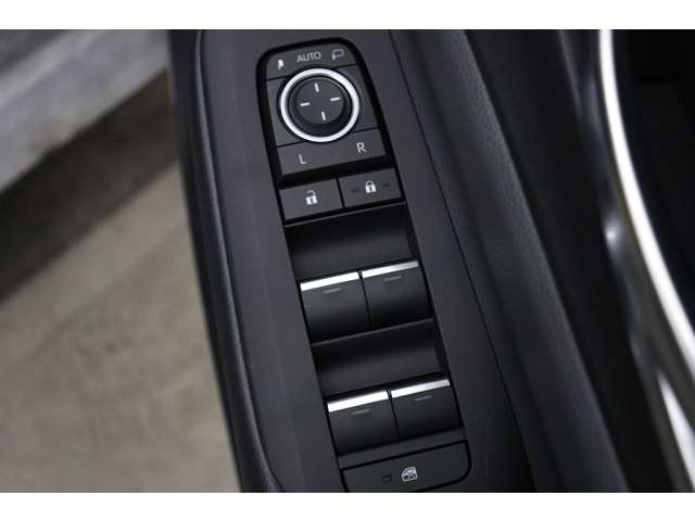 トヨタ プリウス ２．０ Ｚ R6年 (東海) 99