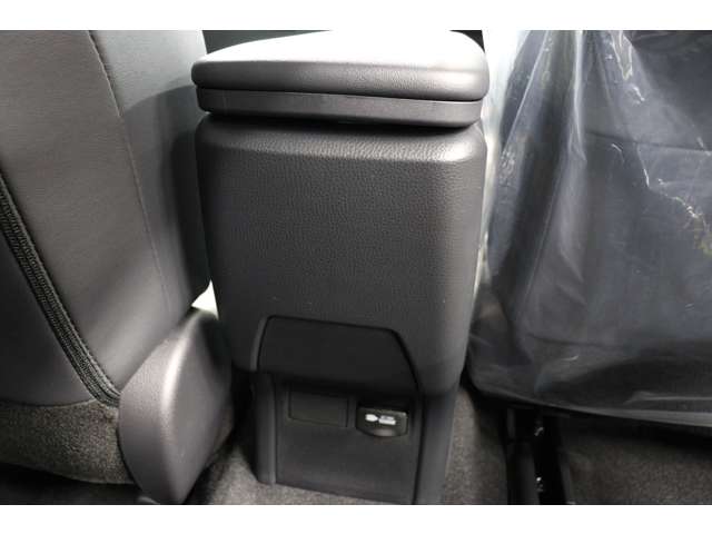 トヨタ プリウス ２．０ Ｚ R6年 (東海) 99