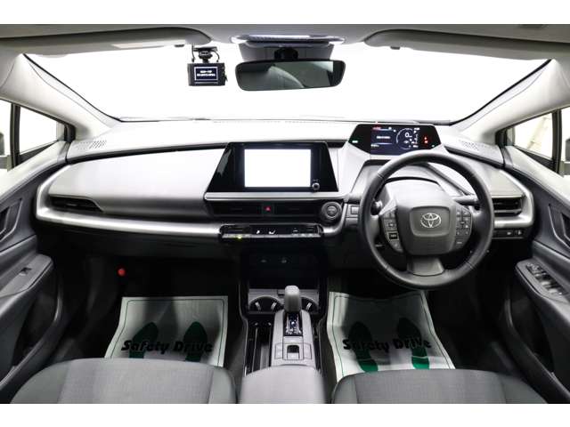 トヨタ プリウス １．８ Ｕ R5年 (東海) 99