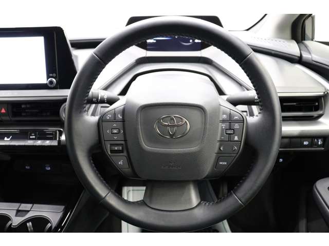 トヨタ プリウス １．８ Ｕ R5年 (東海) 99