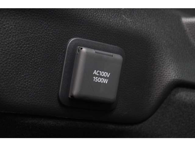 トヨタ プリウス １．８ Ｕ R5年 (東海) 99