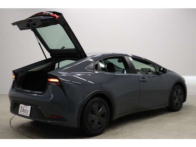 トヨタ プリウス １．８ Ｕ R5年 (東海) 99