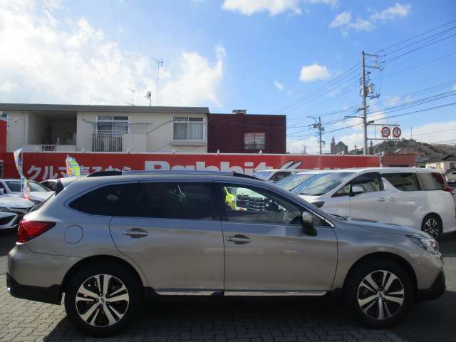 スバル レガシィアウトバック ２．５ リミテッド ４ＷＤ R1年 (中国) 99