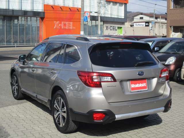 スバル レガシィアウトバック ２．５ リミテッド ４ＷＤ R1年 (中国) 99