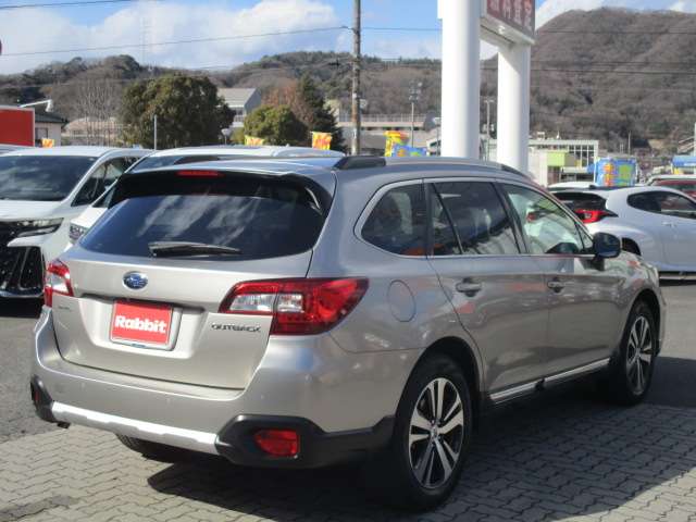 スバル レガシィアウトバック ２．５ リミテッド ４ＷＤ R1年 (中国) 99
