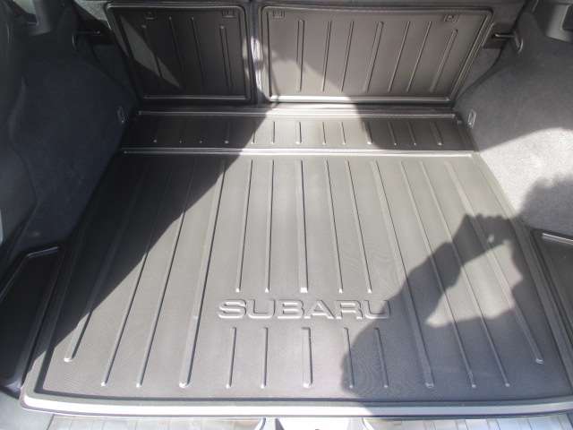 スバル レガシィアウトバック ２．５ リミテッド ４ＷＤ R1年 (中国) 99