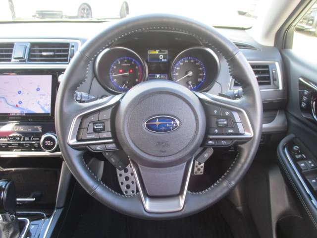 スバル レガシィアウトバック ２．５ リミテッド ４ＷＤ R1年 (中国) 99