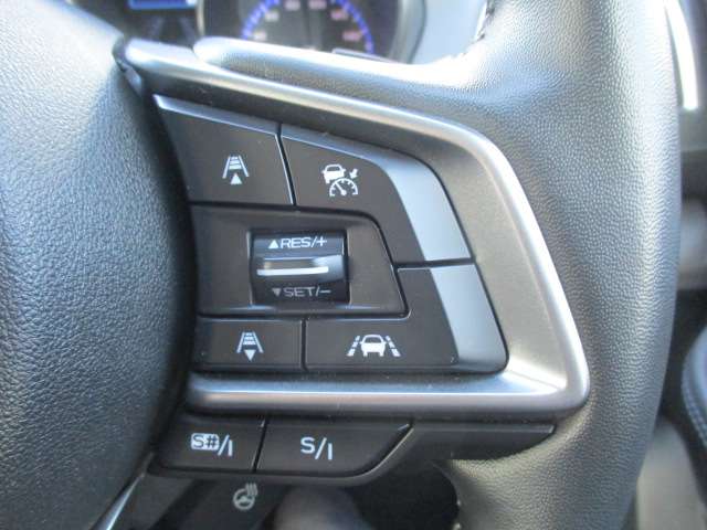 スバル レガシィアウトバック ２．５ リミテッド ４ＷＤ R1年 (中国) 99