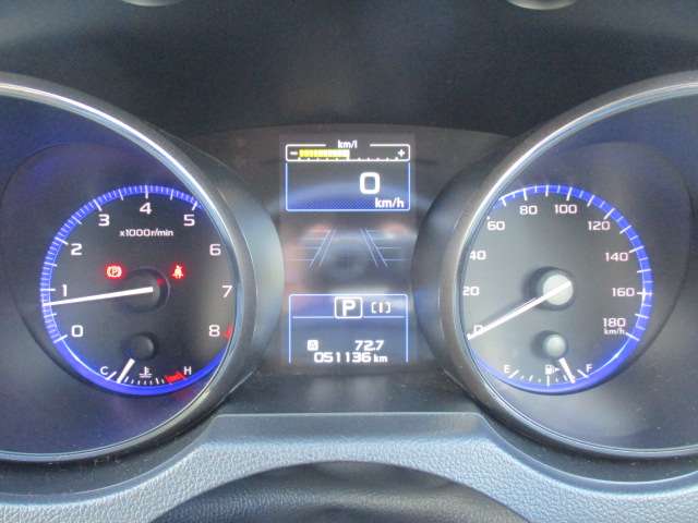 スバル レガシィアウトバック ２．５ リミテッド ４ＷＤ R1年 (中国) 99