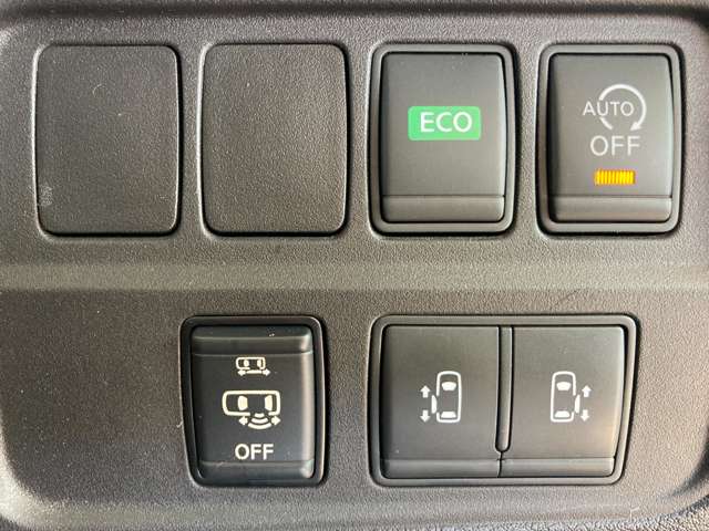 日産 セレナ ２．０ ＡＵＴＥＣＨ Ｖパッケージ ４ＷＤ H30年 (東北) 99