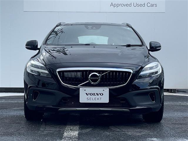 ボルボ Ｖ４０クロスカントリー Ｄ４ ダイナミック エディション ディーゼルターボ R1年 (東北) 99