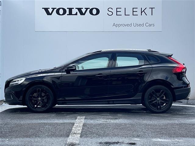 ボルボ Ｖ４０クロスカントリー Ｄ４ ダイナミック エディション ディーゼルターボ R1年 (東北) 99