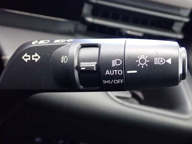 日産 セレナ ２．０ ハイウェイスターＶ R5年 (関東) 99