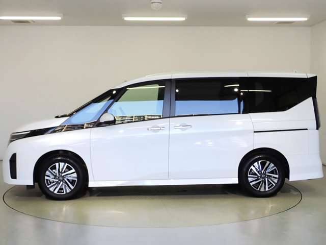 日産 セレナ ２．０ ハイウェイスターＶ R5年 (関東) 99