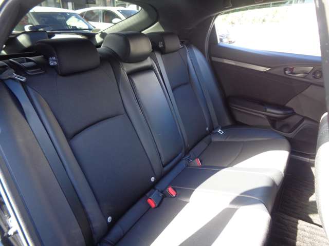 ホンダ シビック １．５ R3年 (中国) 99