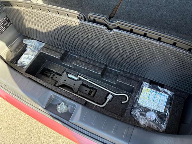 日産 モコ ６６０ Ｘ H23年 (中国) 99