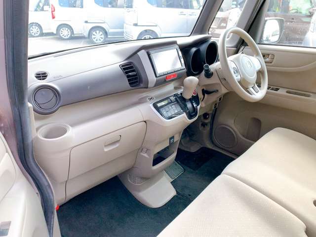 ホンダ Ｎ　ＢＯＸ ６６０ Ｇ Ｌパッケージ H26年 (九州・沖縄) 99