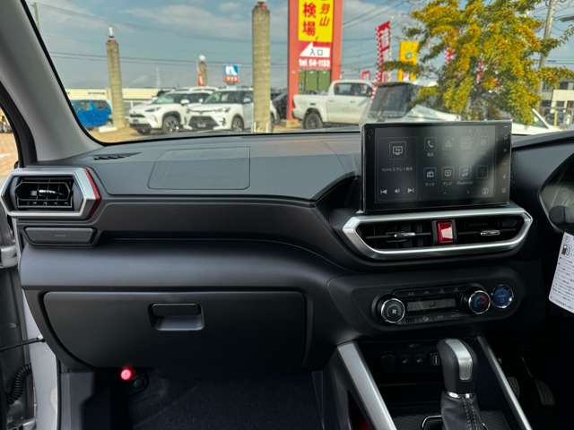 トヨタ ライズ　ハイブリッド ハイブリッド １．２ Ｚ R7年 (九州・沖縄) 99