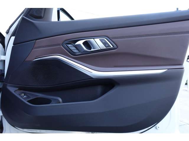 ＢＭＷ ３シリーズ ３２０Ｄ Ｘドライブ Ｍスポーツ ディーゼルターボ ４ＷＤ R3年 (近畿) 99