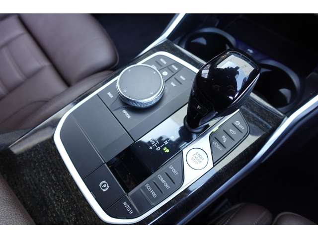 ＢＭＷ ３シリーズ ３２０Ｄ Ｘドライブ Ｍスポーツ ディーゼルターボ ４ＷＤ R3年 (近畿) 99