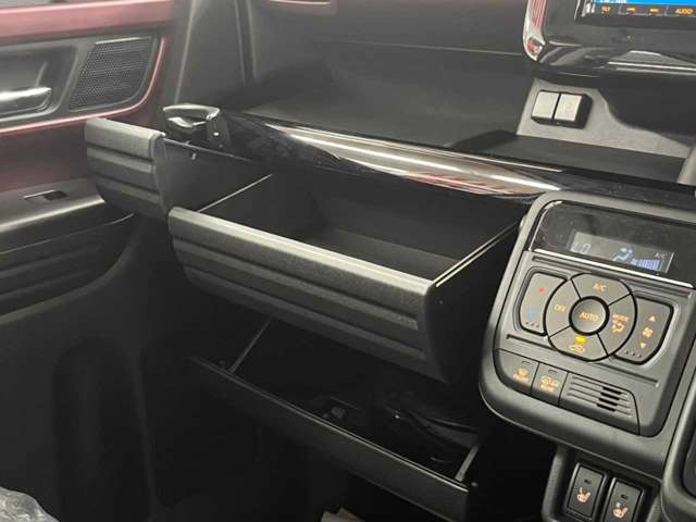 スズキ スペーシア　ギア ６６０ カスタム ハイブリッド ＸＳターボ ４ＷＤ R5年 (北海道) 99