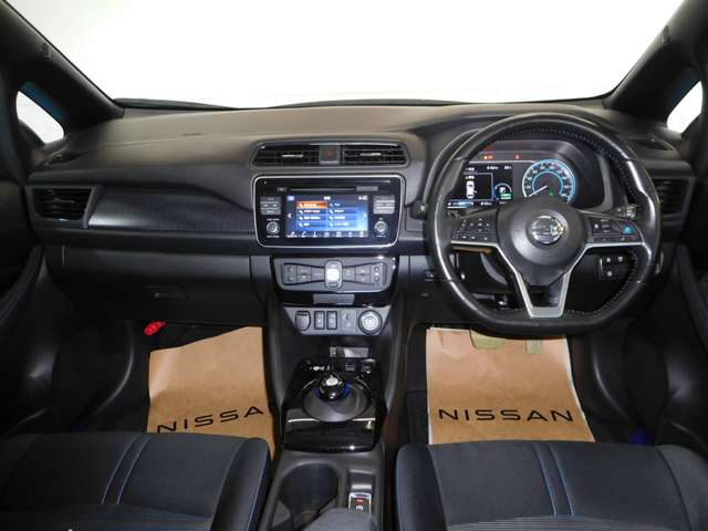 日産 リーフ Ｘ H30年 (九州・沖縄) 99