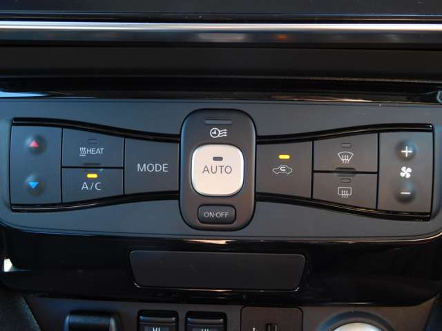 日産 リーフ Ｘ H30年 (九州・沖縄) 99